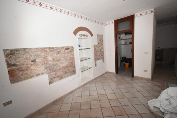 appartamento in vendita a San Giuliano Terme in zona Gello