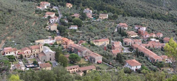 terreno in vendita a San Giuliano Terme in zona Agnano