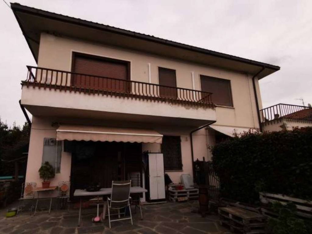 appartamento in vendita a San Giuliano Terme in zona Pappiana