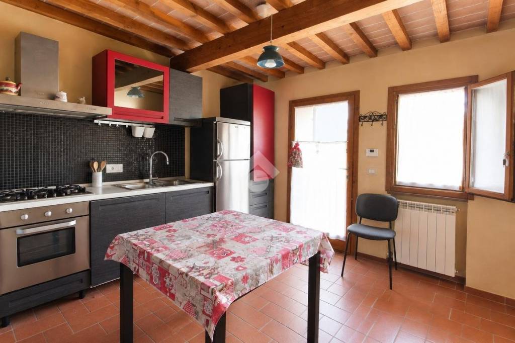casa indipendente in vendita a San Giuliano Terme