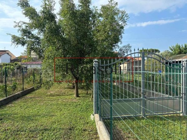 casa indipendente in vendita a San Giuliano Terme in zona Gello