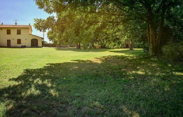 casale in vendita a San Giuliano Terme in zona Arena-Metato