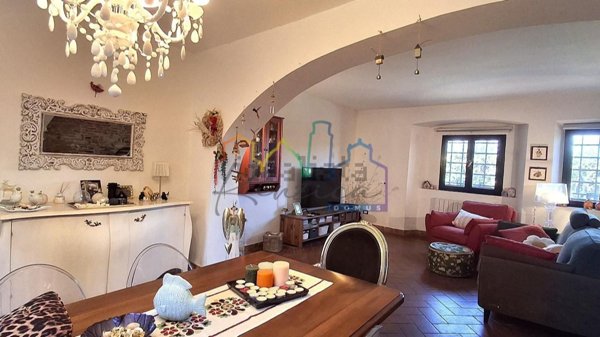 casa indipendente in vendita a San Giuliano Terme in zona Orzignano