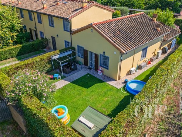 casa indipendente in vendita a San Giuliano Terme in zona Campo