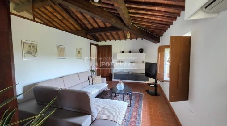 appartamento in vendita a San Giuliano Terme in zona Campo