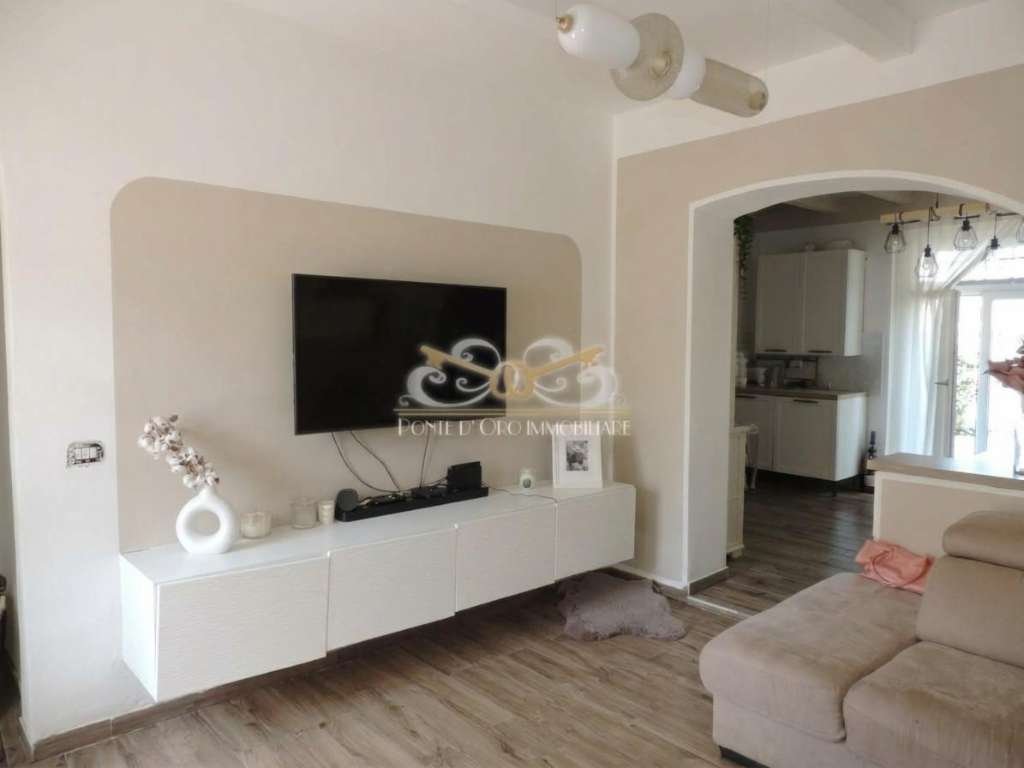 casa indipendente in vendita a San Giuliano Terme in zona Mezzana