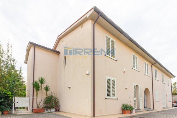 appartamento in vendita a San Giuliano Terme in zona Mezzana
