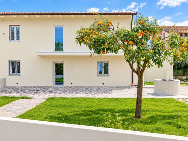 casa indipendente in vendita a San Giuliano Terme in zona Arena-Metato
