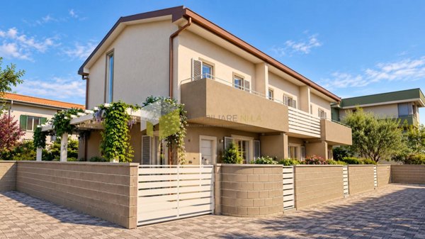 casa indipendente in vendita a San Giuliano Terme in zona Arena-Metato