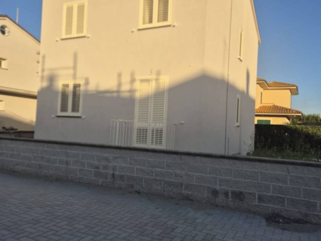 casa indipendente in vendita a San Giuliano Terme in zona Arena-Metato