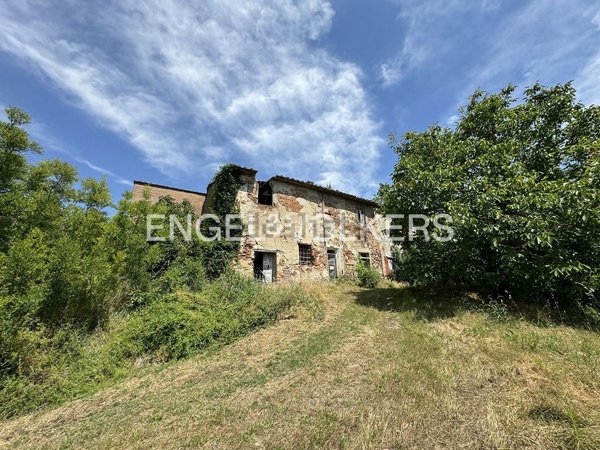 locale di sgombero in vendita a San Miniato