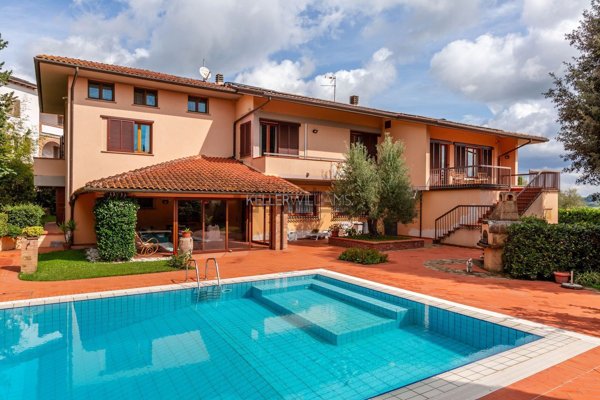 casa indipendente in vendita a San Miniato