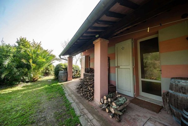 casa indipendente in vendita a San Miniato