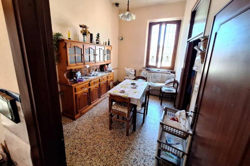 locale di sgombero in vendita a San Miniato in zona Ponte a Egola