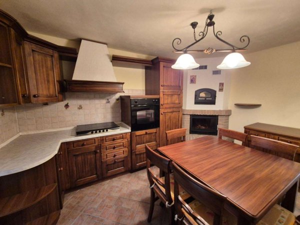 intera palazzina in vendita a San Miniato in zona Roffia