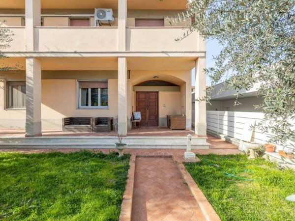 casa indipendente in vendita a San Miniato in zona Ponte a Elsa