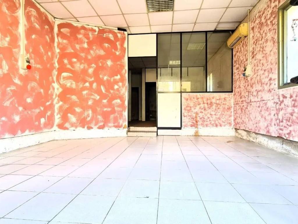 locale commerciale in vendita a San Miniato in zona San Miniato Basso