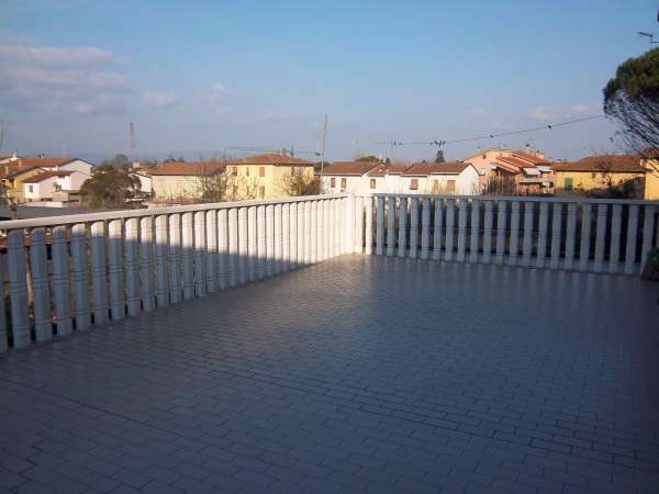 intera palazzina in vendita a San Miniato