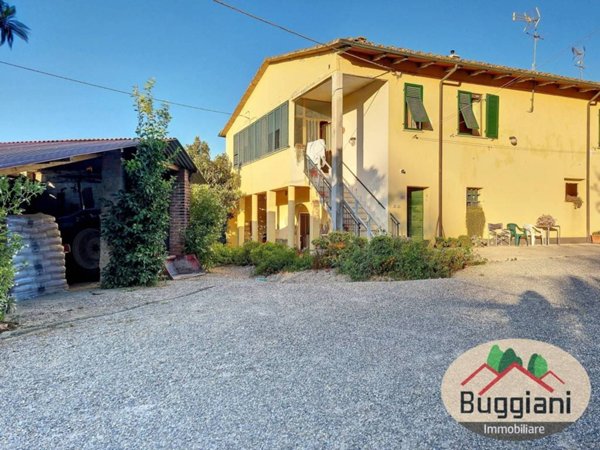 esavano in vendita a San Miniato in zona San Miniato Alto