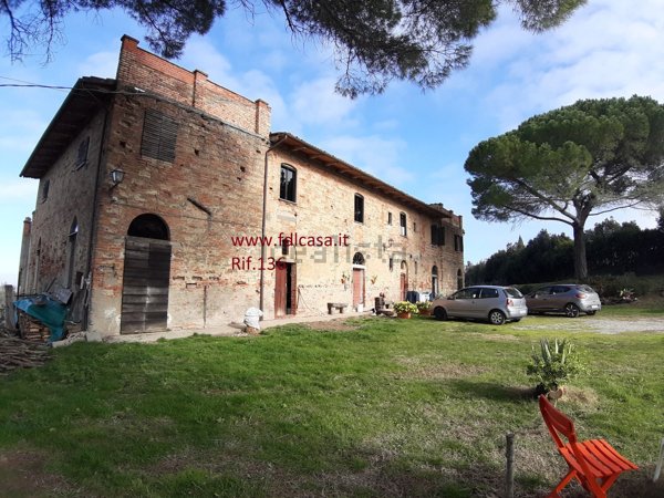 casale in vendita a San Miniato