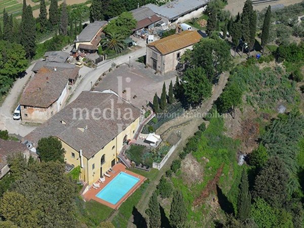 villa in vendita a San Miniato in zona Corazzano