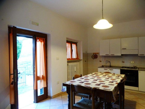 intera palazzina in vendita a San Miniato