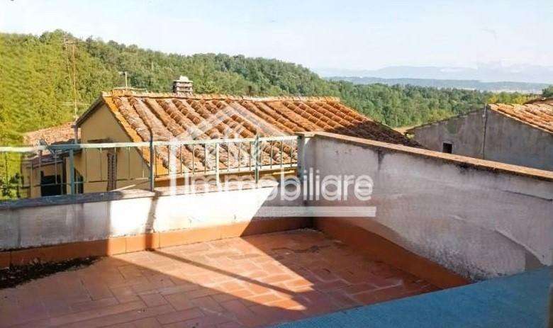 intera palazzina in vendita a San Miniato