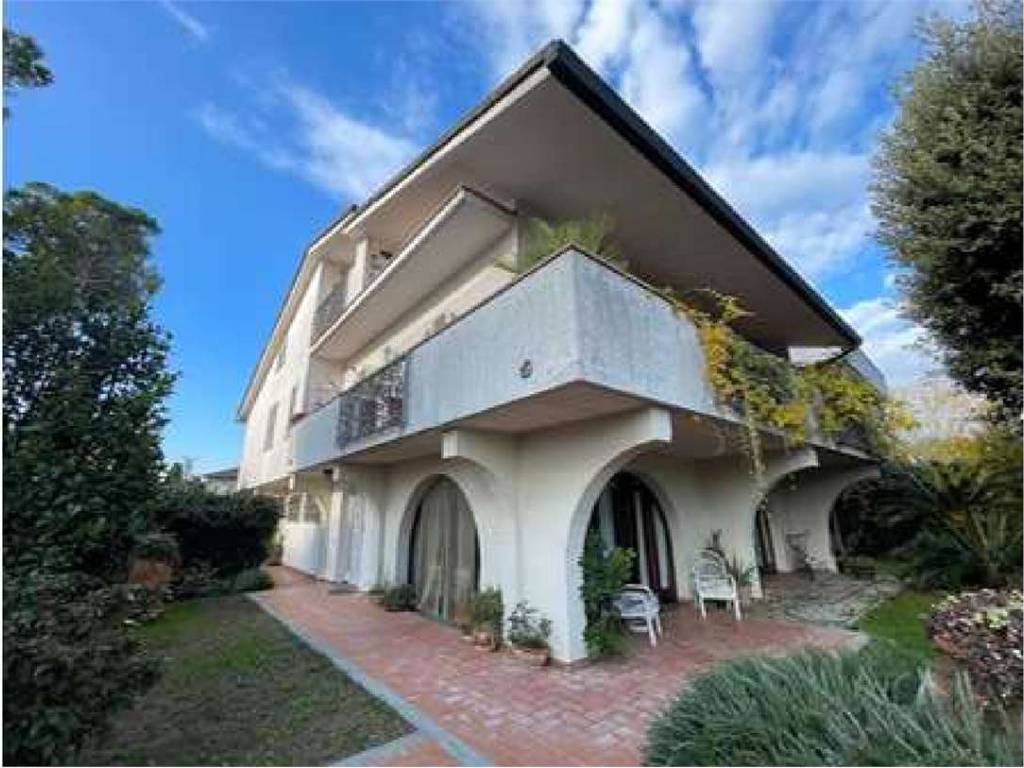 casa indipendente in vendita a San Miniato