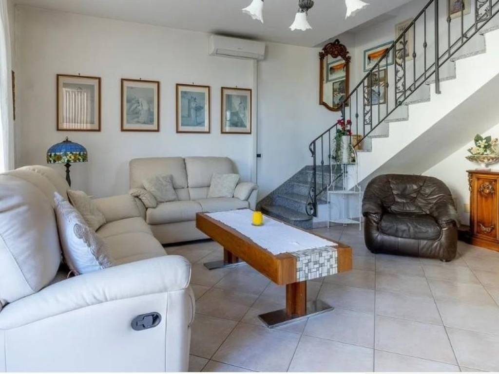 casa indipendente in vendita a San Miniato in zona Catena
