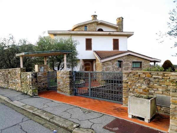 casa indipendente in vendita a San Miniato