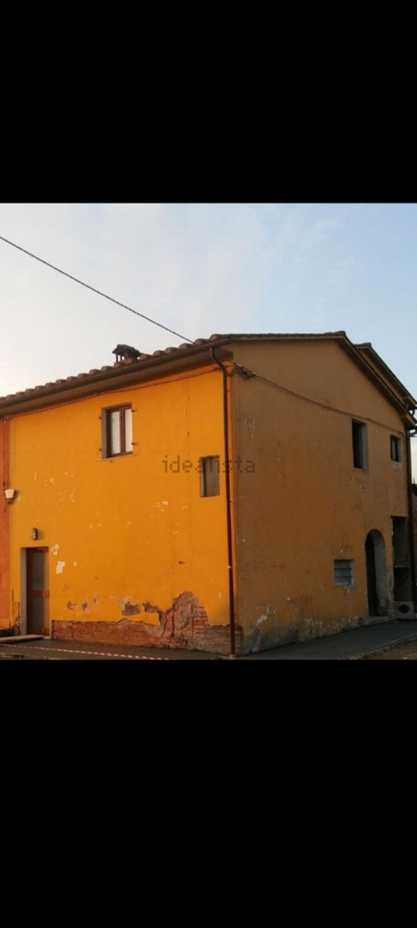 pentavano in vendita a San Miniato in zona Ponte a Elsa