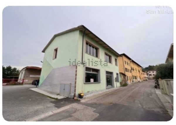 locale di sgombero in vendita a San Miniato