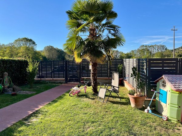 appartamento in vendita a San Miniato in zona Corazzano