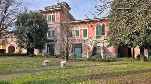 casa indipendente in vendita a San Miniato