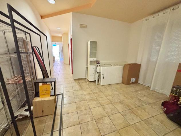 negozio in vendita a San Miniato in zona Ponte a Egola