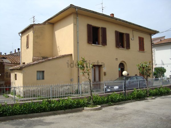 casa indipendente in vendita a San Miniato in zona Corazzano