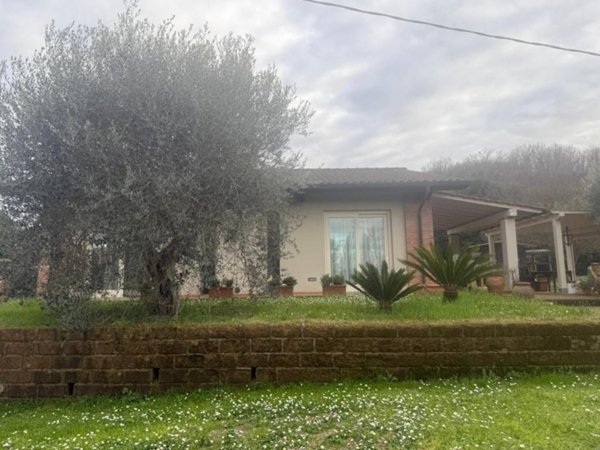 casa indipendente in vendita a San Miniato in zona Ponte a Elsa