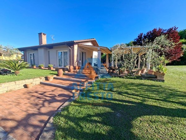 casa indipendente in vendita a San Miniato in zona Ponte a Elsa
