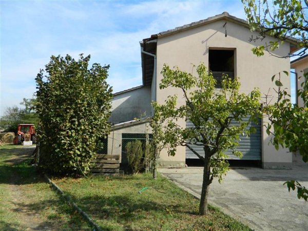 casale in vendita a San Miniato