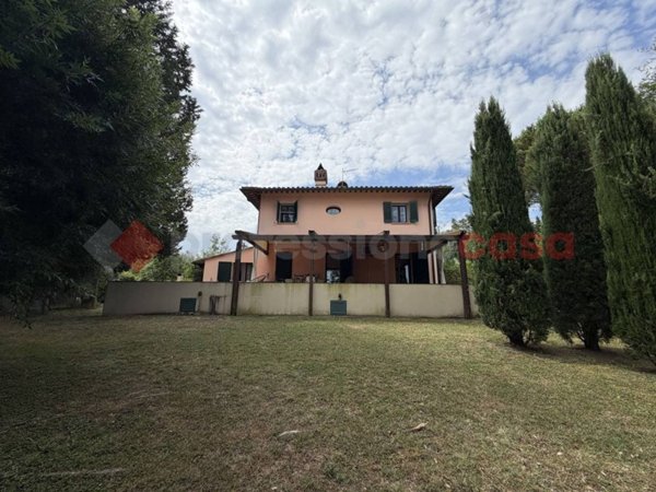 casa indipendente in vendita a San Miniato in zona Cusignano