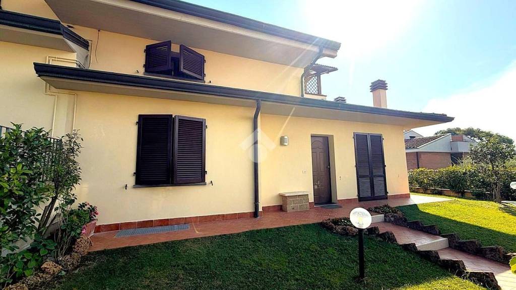casa indipendente in vendita a San Miniato