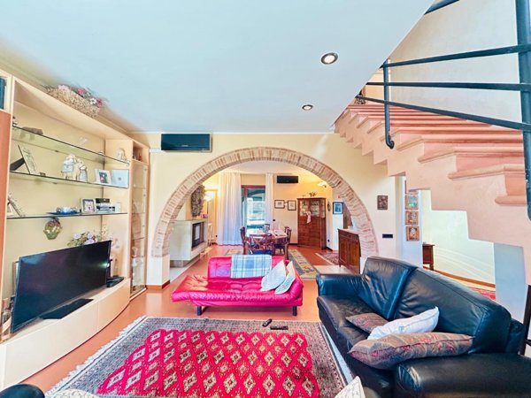 casa indipendente in vendita a San Miniato