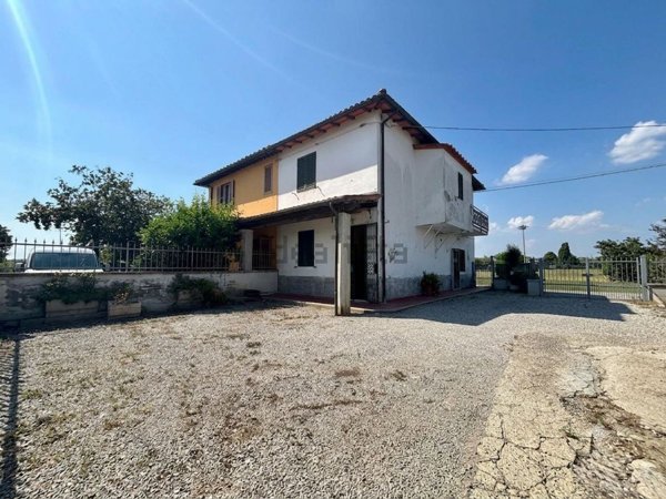 casa indipendente in vendita a San Miniato in zona Roffia