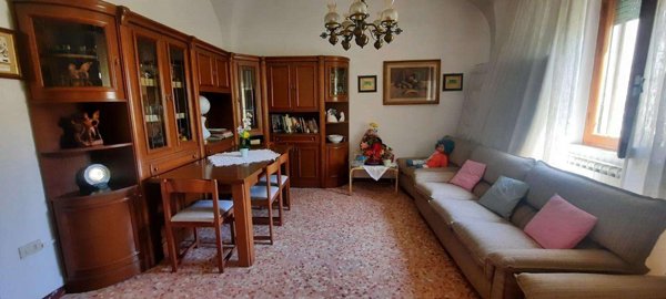 intera palazzina in vendita a San Miniato