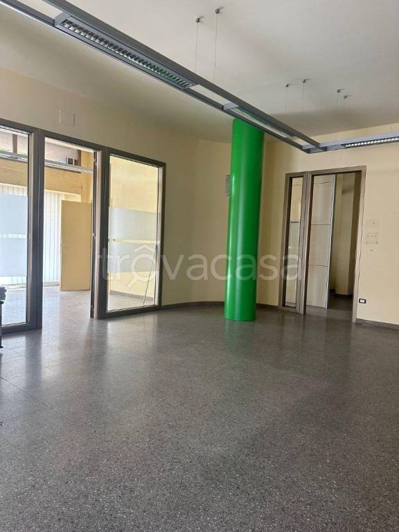 ufficio in vendita a Santa Croce sull'Arno