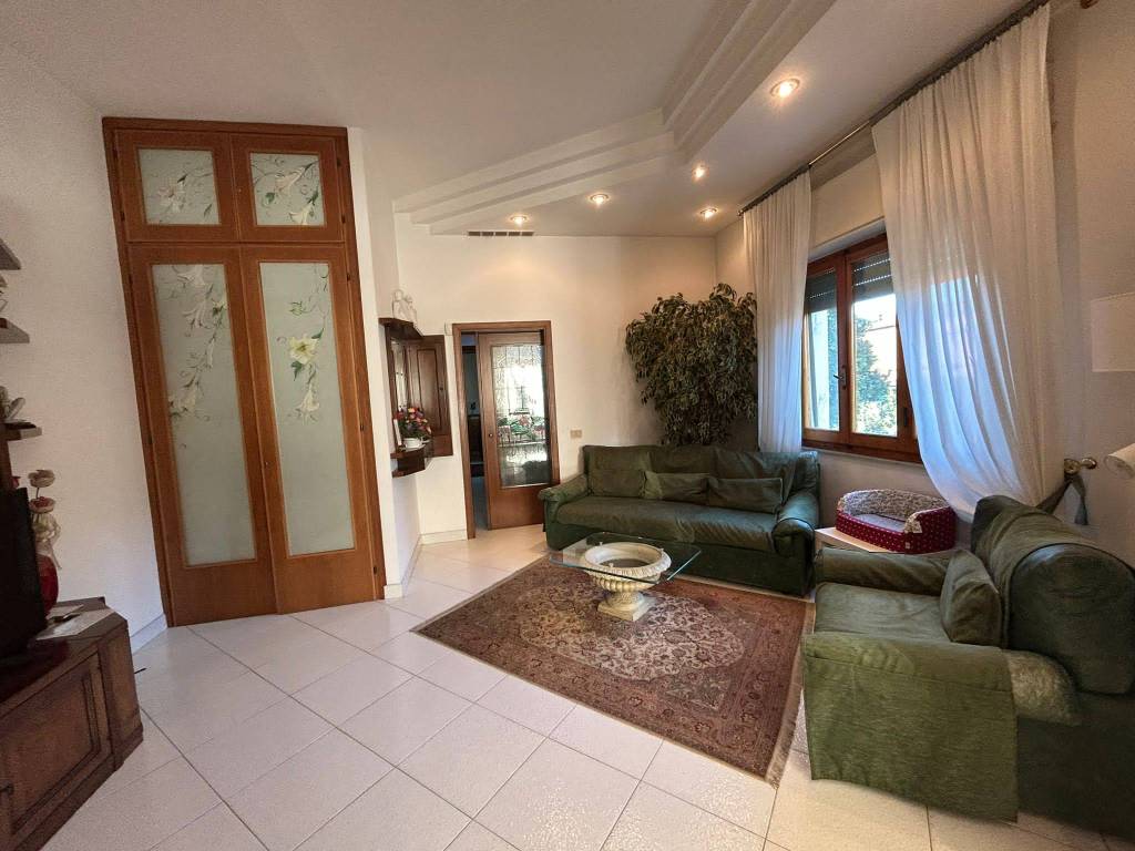 casa indipendente in vendita a Santa Croce sull'Arno