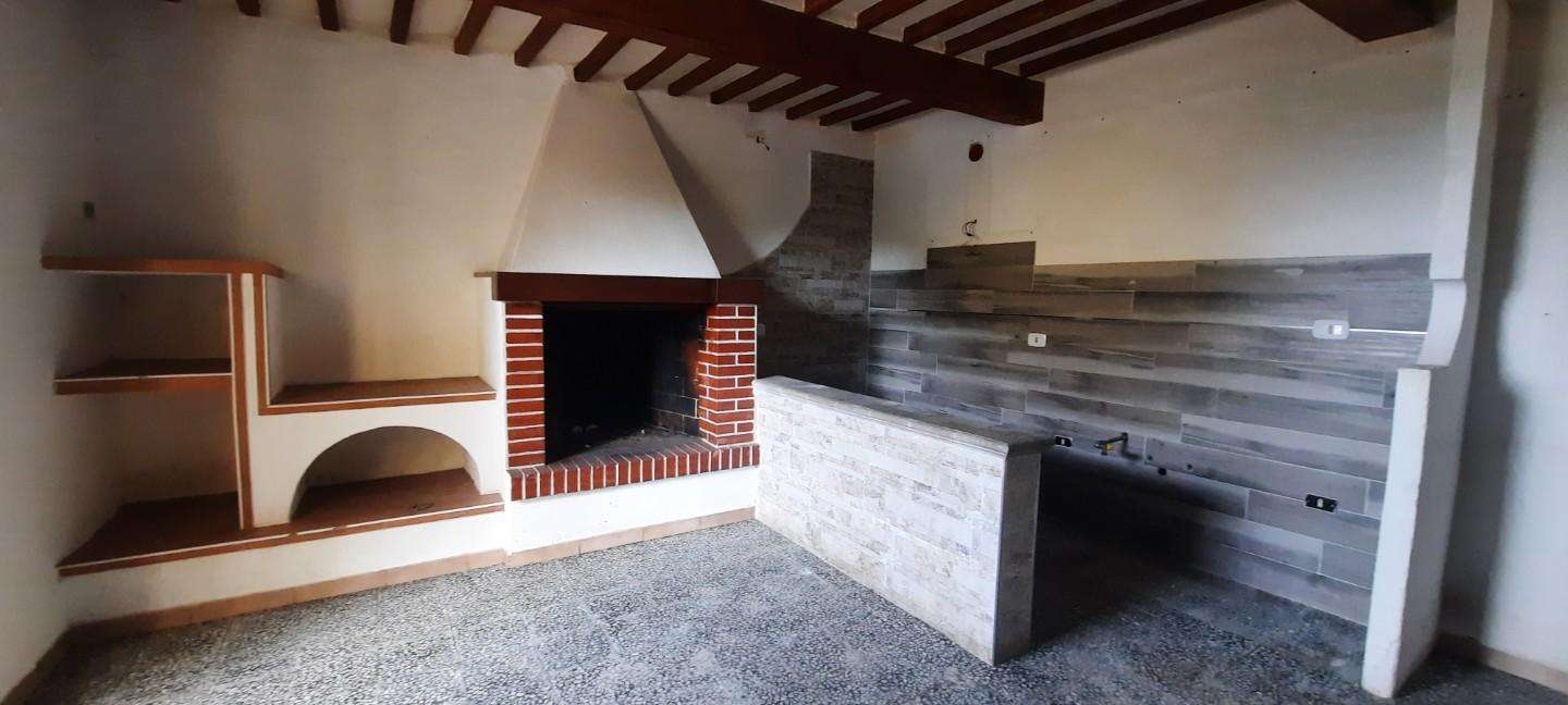 intera palazzina in vendita a Santa Croce sull'Arno in zona Staffoli