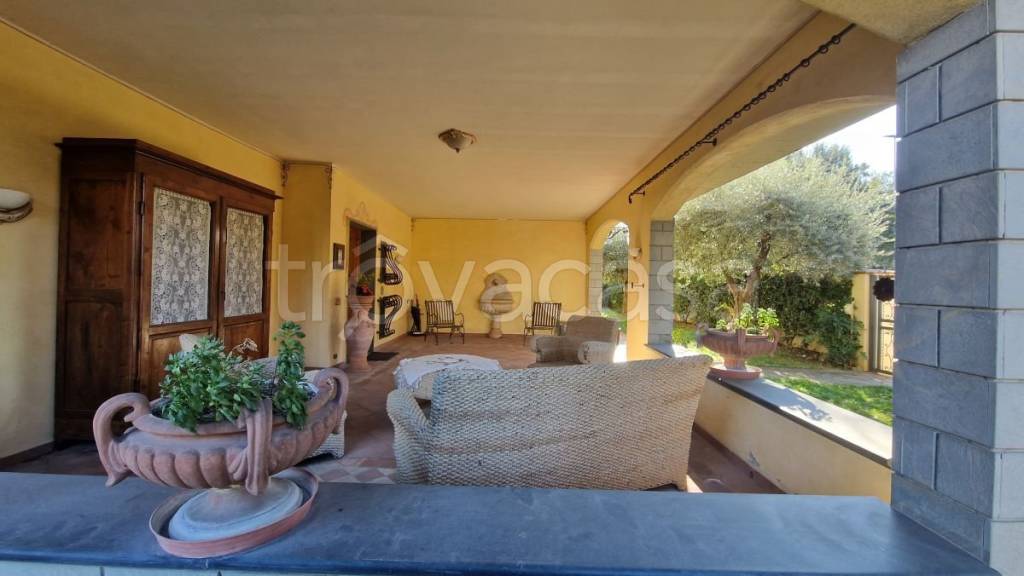casa indipendente in vendita a Santa Croce sull'Arno