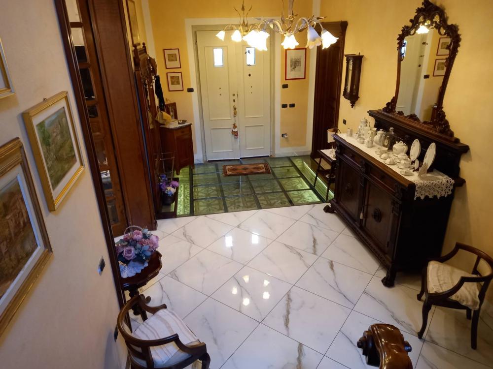 casa indipendente in vendita a Santa Croce sull'Arno