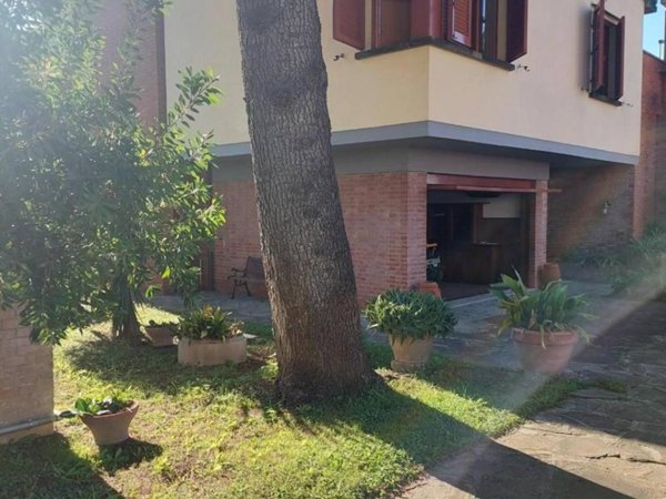 casa indipendente in vendita a Santa Croce sull'Arno